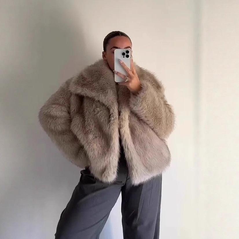 Spot European and American winter lazy wind large lapel artificial fur fox fur coat coat short