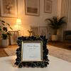 Cornice Portafoto Francese Vintage in Rilievo: Oro, Argento e Bianco, Resina di Alta Gamma, Doppia Dimensione per Decorazione della Camera da Letto o della Scrivania.