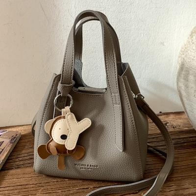 Popular Retro Small Bag Women's Winter New Fashion Messenger Bag Casual Texture Portable Bucket Bag