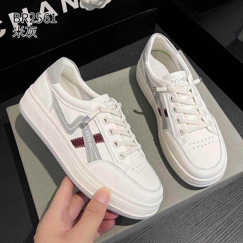 

Super fire flat-bottomed sports autumn new leather casual breathable board shoes 35