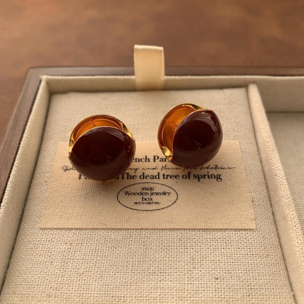Simple Burgundy Enamel Stud Earrings Cute High Sense Versatile Sweet Romantic Niche Earrings Autumn And Winter