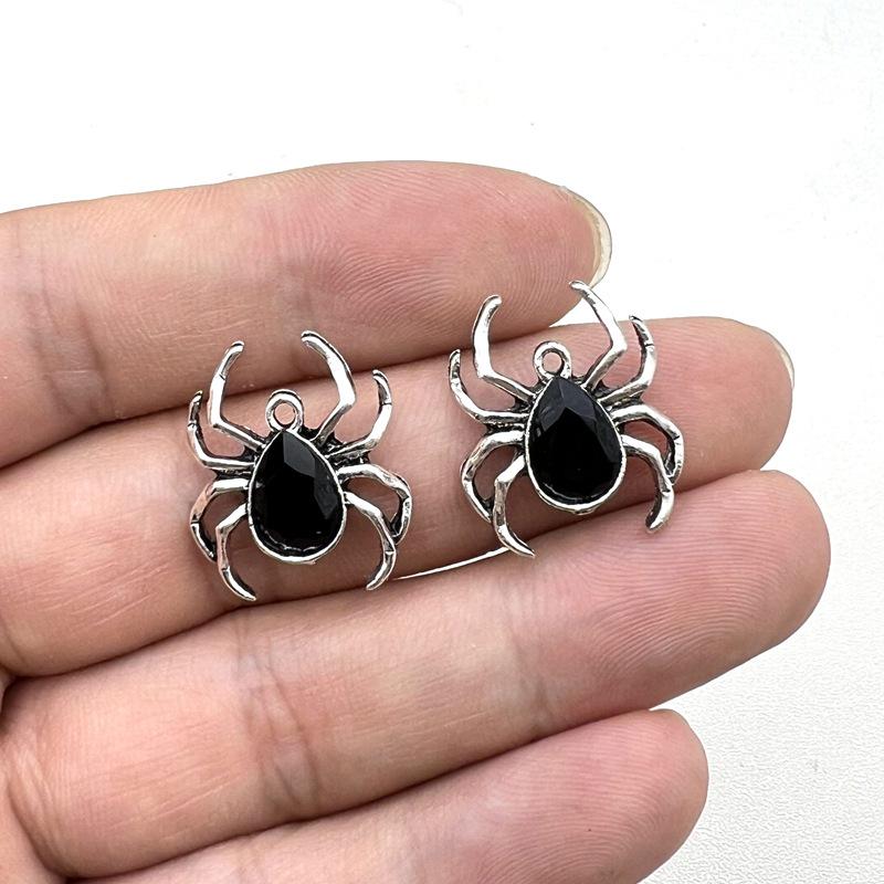 

Европейские и американские украшения на Хэллоуин своими руками: Винтажная подвеска-шарм в виде паука из цинкового сплава со стразами