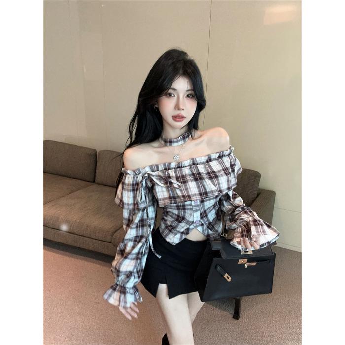 

Off-Shoulder Plaid Halterneck Long-Sleeve Frilled Waist-Pleated Top - Autumn 2024 Collection Large