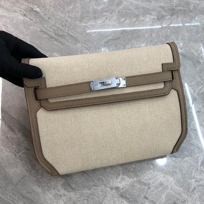 2025 New Bag Canvas With Top Layer Cowhide Crossbody Bag Underarm Mailman Bag Casual Buckle Leather Women's Bag