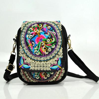 1Pc Fashion Travel Phone Purse National Canvas Shoulder Small Vintage Boho Ethnic Embroidery Bag for Women Travel Pouch Floral