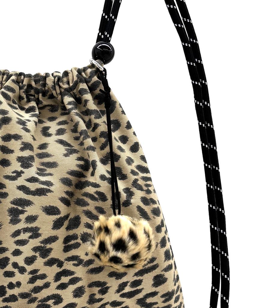 Other-Worldly Fur Pom-Pom Gym Sack [Brown Leopard]