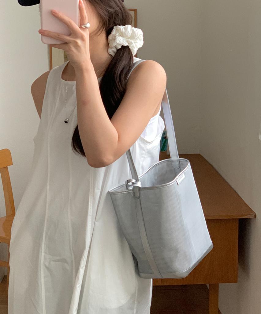 Luthproduct Commuters Mesh Bucket Bag _ Silver