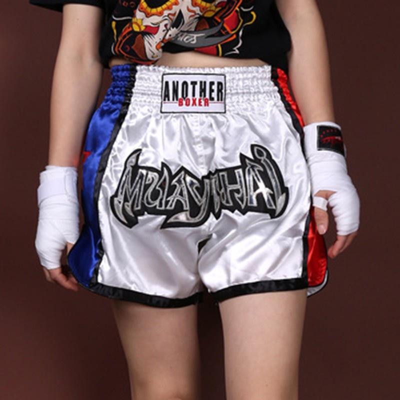 Boxerské krátké muay thai bojové šortky modré a červené hvězdy na zakázku muay thai
