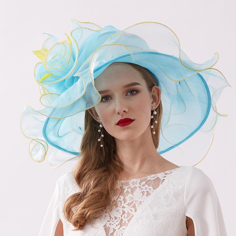 Organza Kentucky Derby hatter for kvinner Bred brem Strandhette Slør Blomst Fjær Bryllup Elegant kirkefest Fedora Kvinne