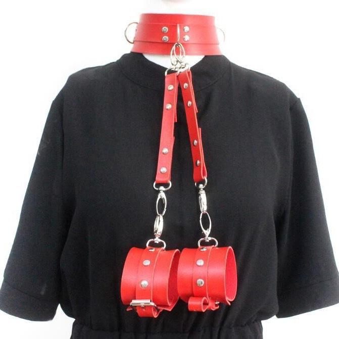 Edgy Punk PU Leather Chain Necklace: Bold and Sexy Body Collar with Metal Accents