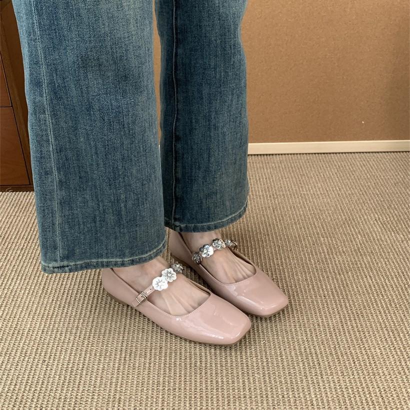 ~ British Patent Leather Versatile Mary Jane Shoes One-word Buckle Light Mouth Square Head Single Shoes Thick Heel Small Leather Shoes