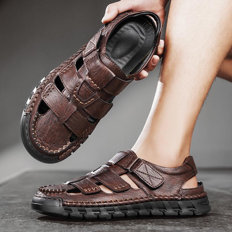 Fashion Breathable Walking Shoes Moccasins Hollow Out Male Shoes Leisure Beach Men Sandals Leather Men Loafers Summer Business Sandals