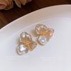 Silver Needle French Retro Three-petal Flower Stud Earrings Simple Retro Versatile Earrings Fashion Commuter Earrings Design Sense Niche