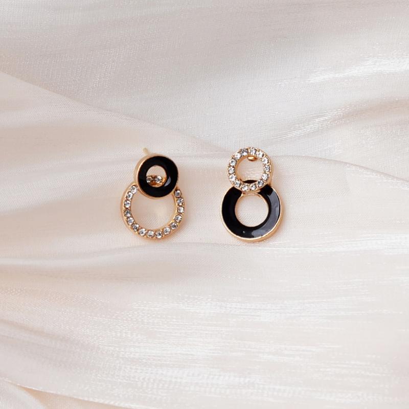 New Irregular Mussel Stud Earrings Women Unique Personality Small Flower Leaf Zircon Heart Earrings Wedding Zircon Birthday Gift