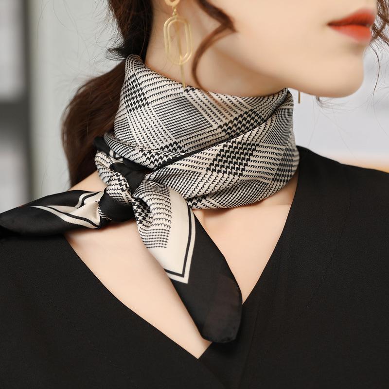 New Women Silk Printed Design Scarf For Women Fashion Neck Tie Hand Bag Foulard Wrist Kerchief Shawl Wraps Hajib Silk Scarves