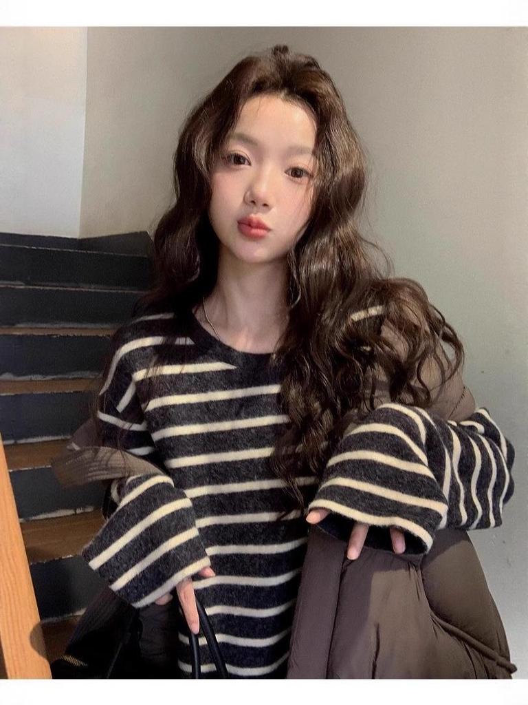 Autumn/Winter Japanese Style Color Block Stripe Loose Fit Round Neck Top
