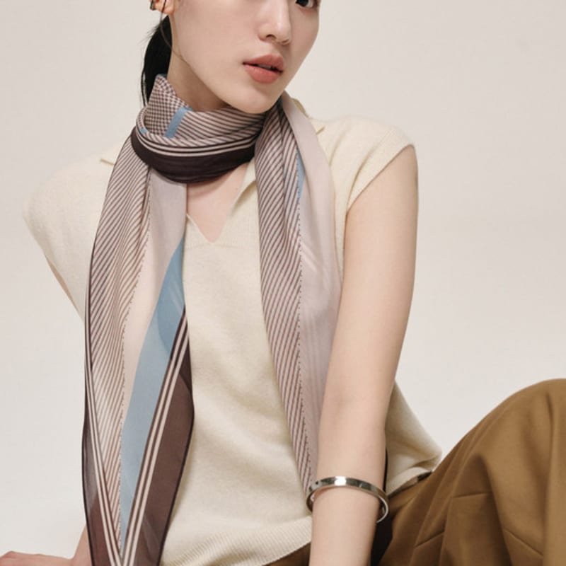 Saint Luxure Hove Sky Blue