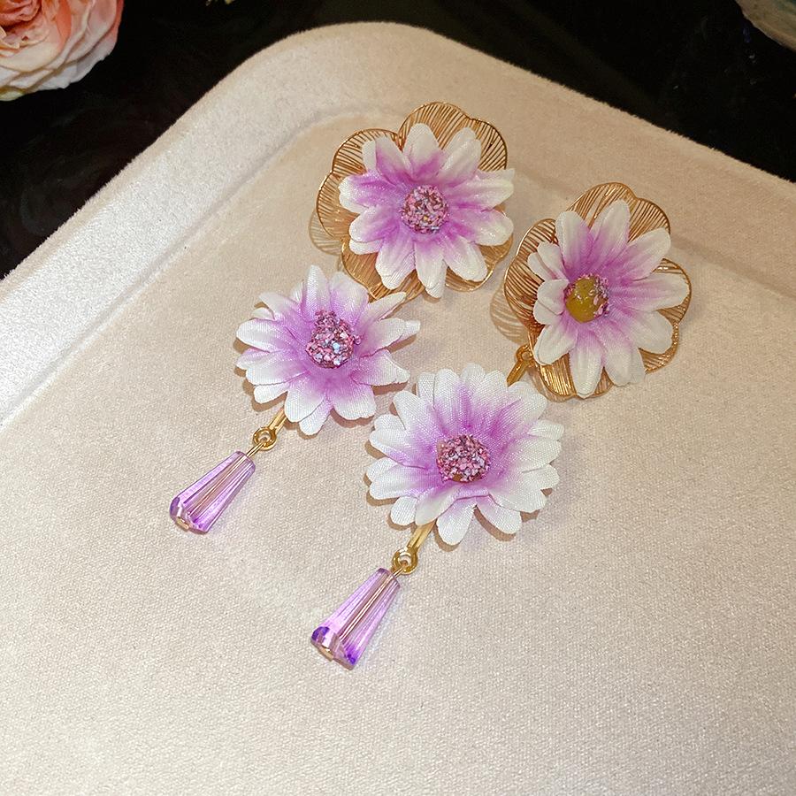 

Holiday wind steel needle fabric flower pendant earrings Mori sweet small fresh stud earrings niche high-end earrings women