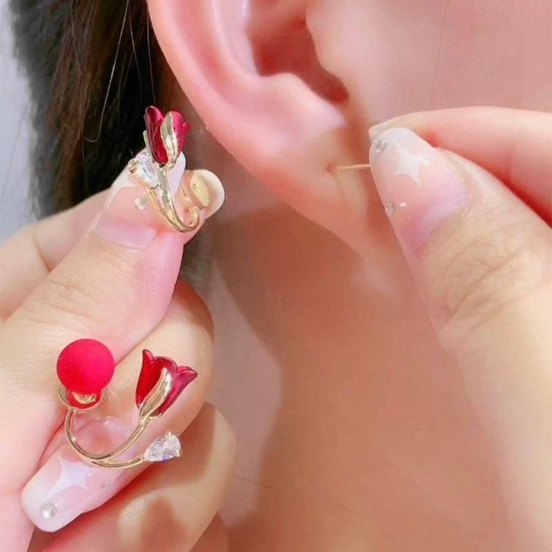 Koreanische Blumen-Steckohrringe für Damen Exquisite Vielseitige Imitationsperlen-Fischschwanz-Ohrringe Hochzeitsparty-Schmuck