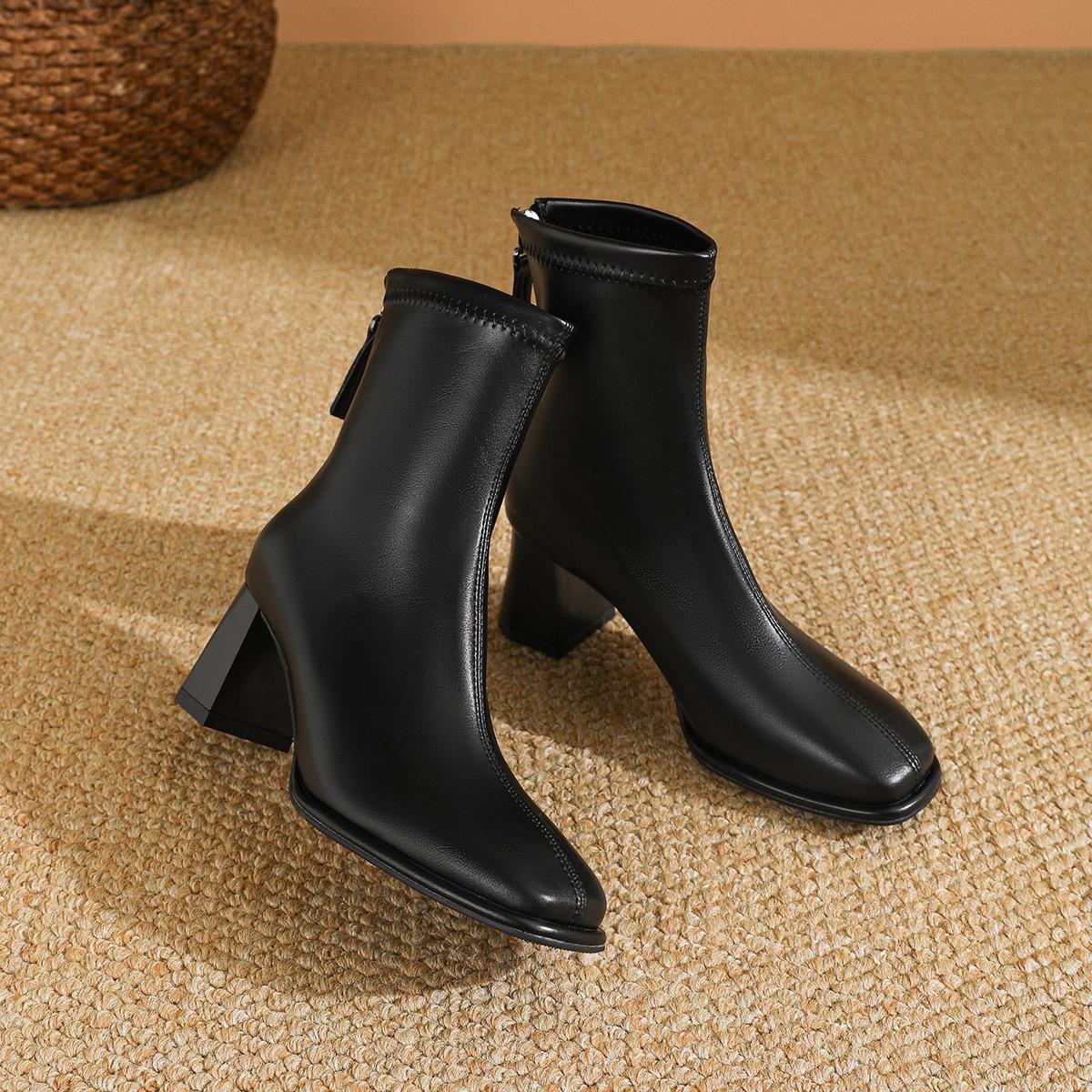 

French high-heeled small short boots women s 2024 autumn and winter medium boots brown thick heel square head leather boots new thin boots 34 чёрный