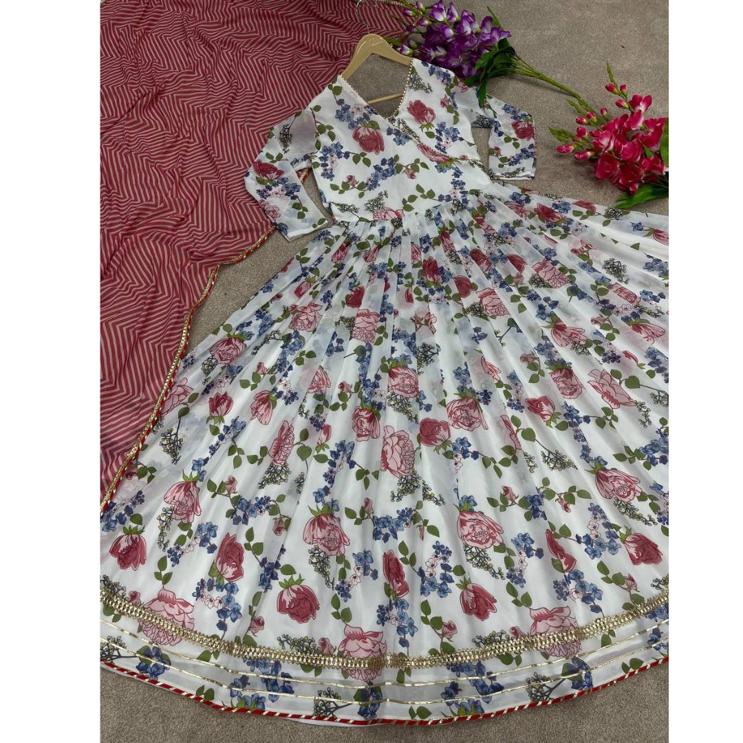 

Фирменное и разработанное платье высшего качества с дупаттой с высокой степенью связи.