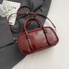 Retro Niche Portable Bowling Bag Women's 2025 New Korean Version Simple and Versatile PU Solid Color Shoulder Messenger Bag