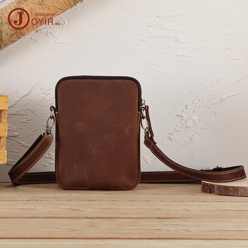 

Мужская кожаная сумка через плечо Crazy Horse в стиле ретро — маленькая, повседневная, новый стиль 6713 коричневый