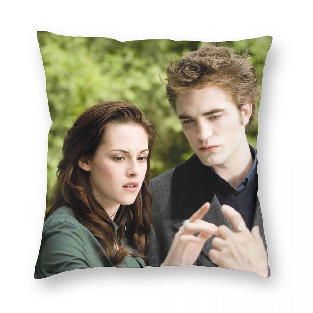 The Twilight Saga Movie Pillowcase Printing Polyester Cushion Cover Decor Pillow Case Cover Living Room Zippered 40*40cm
