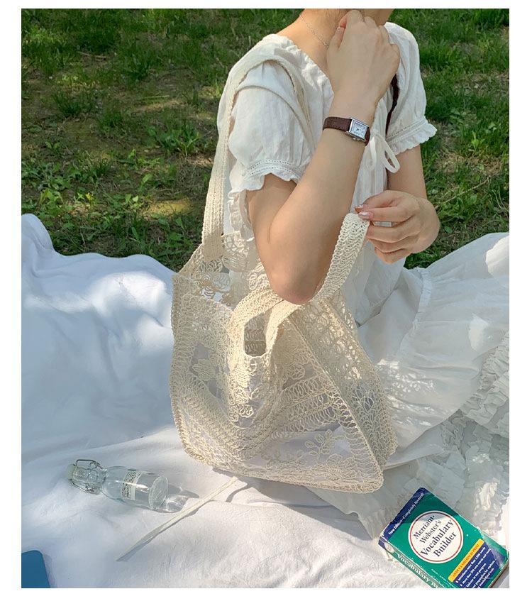 2026 Spring/Summer Lace Flower Mesh Tote: Women's Large-Capacity Artistic Beach Shoulder Bag