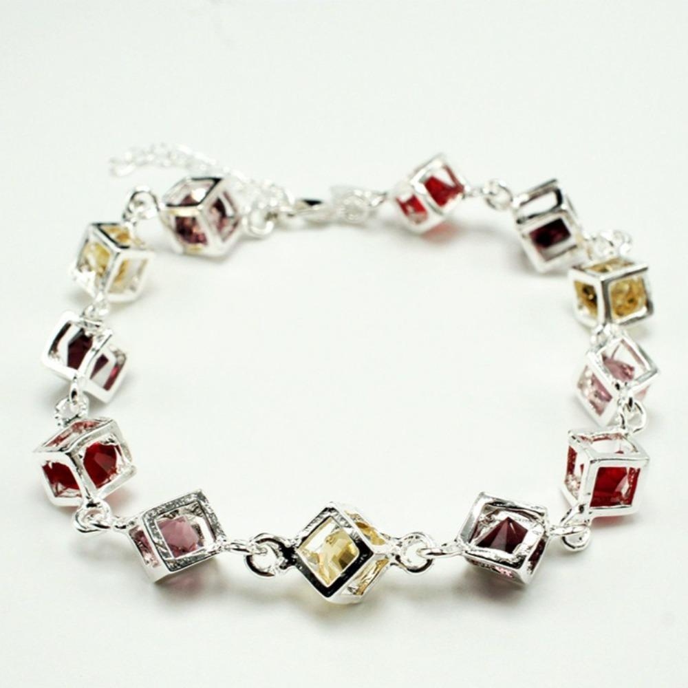 Versilbertes Kupfer-Quadratarmband mit weißen und bunten Diamanten Eleganter Schmuck für Frauen