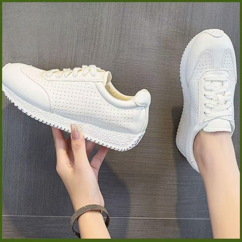 Soft leather thick-soled little white shoes for women's 2025 summer new fashionable versatile breathable sports casual height-increasing single shoes