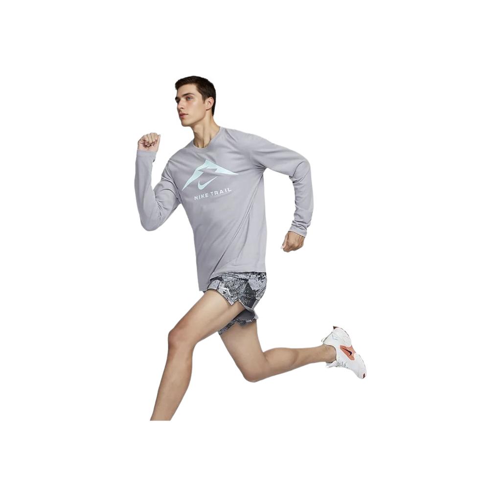 Nike Dri-Fit Rundhals-Pullover Schnelltrocknendes Langarm-T-Shirt Herren T-Shirts Zementgrau FN0828078