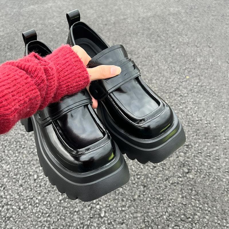 

Sweet and cool Spice Girl style super high heel loafers women s 2025 spring and summer new thick-soled round head one-pedal small leather shoes women 40