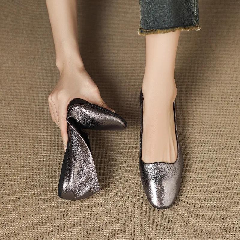 

Women s Soft Sole Commuting Baotou Leather Shoes Spring and Autumn New Pull-on Non-slip Flat Shoes 35