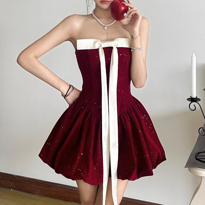 Autumn and Winter Women's Solid Color Slim-fit High-waisted Fashion Line Neck Top Dress