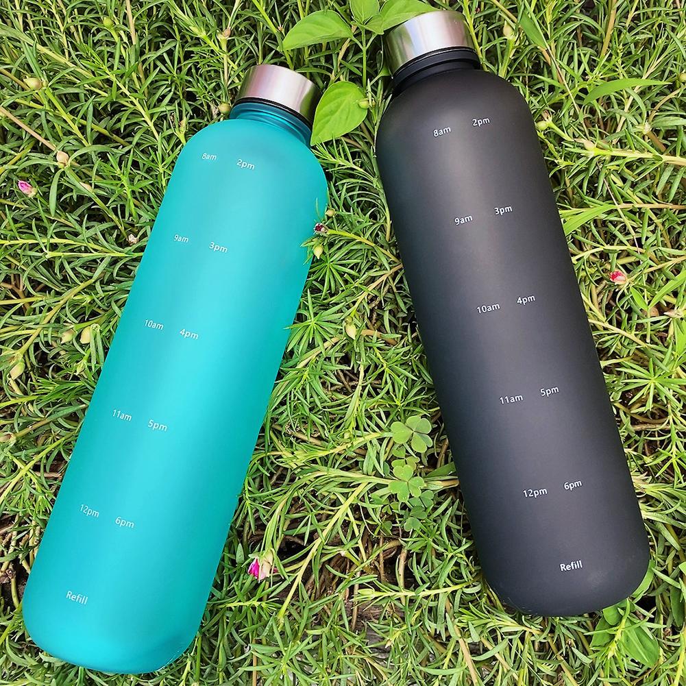 1000 ml Weltraumbecher mit Zeitmarkierung, tragbare Outdoor-Sportflasche, mattierte Farbverlauf-Tasse