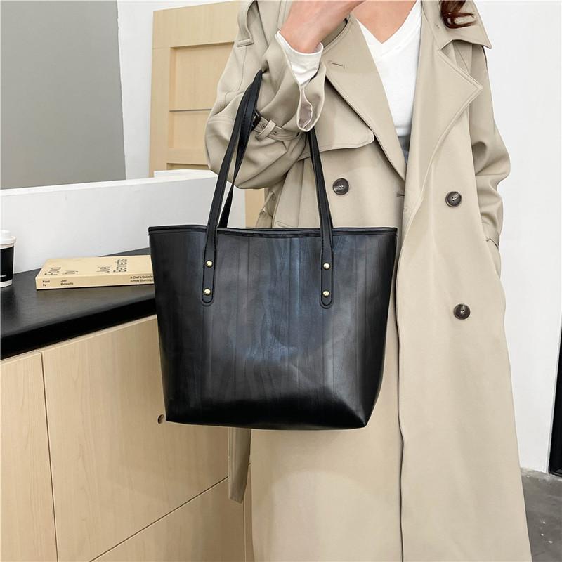 Chic Oversized Color Block Handheld Tote Bag For Women Perfect For Everyday Use