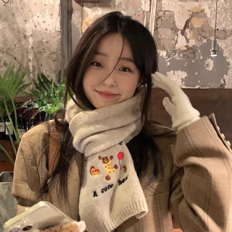 Cute Bear Embroidered Scarf Winter New Schoolgirl Wind Warm Versatile Couple Windproof Scarf