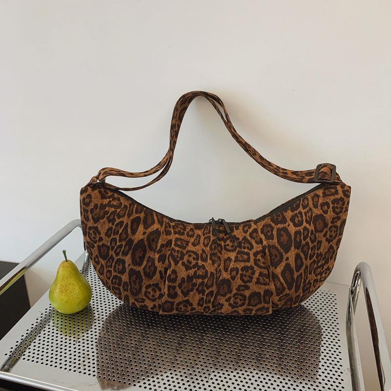 Retro Niche Bag Women 2025 New Fashion Casual Shoulder Bag Niche Popular Shoulder Messenger Bag Dumpling Bag