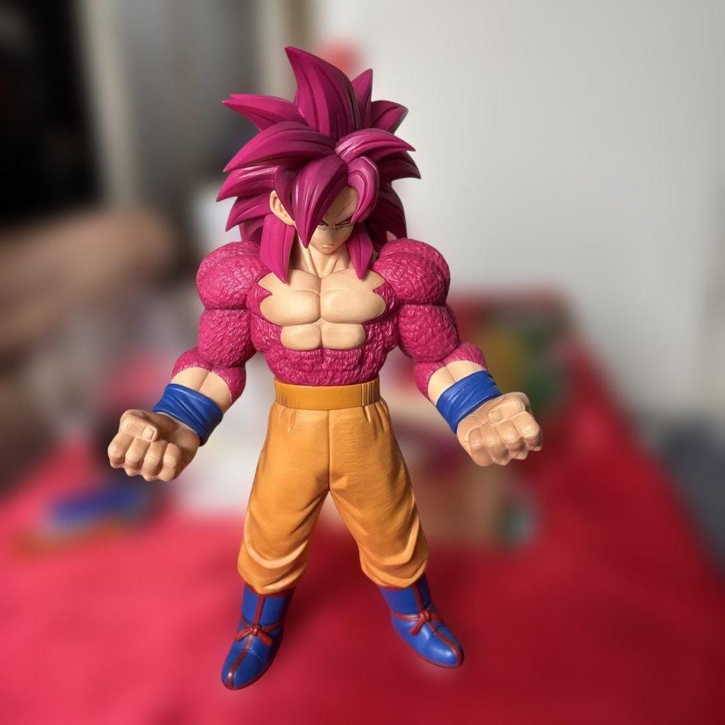 [USED] Gogeta Figure