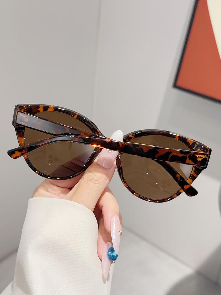 1Pc Trendy Cat-Eye Sunglasses, Face-Slimming Style, Versatile for Commuting and Vacation, Sun Protection