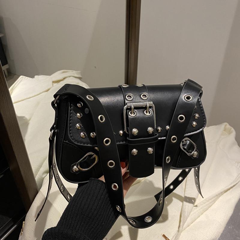 

Yogodlns Модная женская сумка через плечо в мотоциклетном панк-стиле, однотонная, модная, с заклепками, для поездок на работу, маленькая квадратная сумка под мышкой 23x6.5x13.5cm чёрный