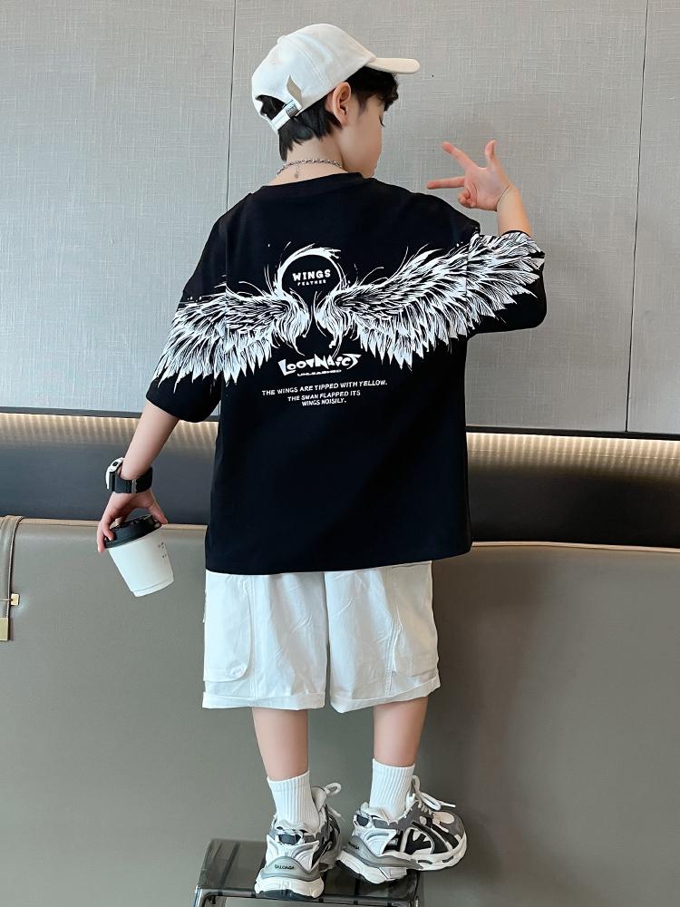 Children's clothing, boys' short sleeved T-shirt, summer clothing, 2026 new item, mid size children's summer half sleeved boys' top