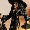 Halloween Home Decor 2Pcs Witch Night Lamp, Holding Lantern Figurine with Gothic Sculpture LED, Glowing Resin Statue for Tabletop Led Lighted
