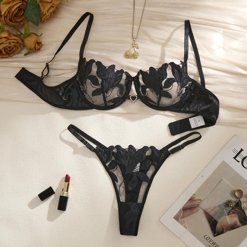 "Z Cross-Border Sexy Flower Embroidery Lingerie Set"