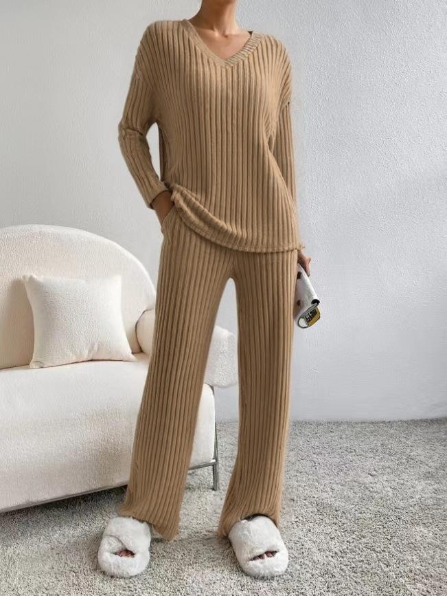 Europe, America, Autumn and Winter New Two-piece Fashion Casual Straight-leg Pants Temperament Loose V-neck Pit Strip Knitted Suit