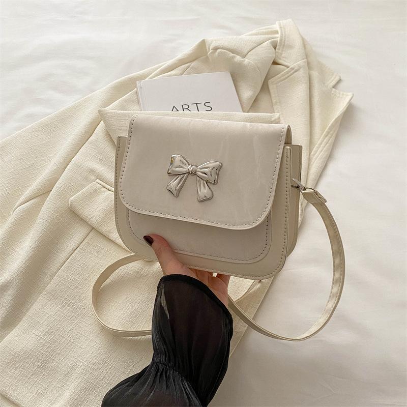 Kleine Tasche für Damen im Sommer, neuer Schmetterling, schöne und modische schräge Tasche, lässige kleine quadratische Tasche mit einer Schulter