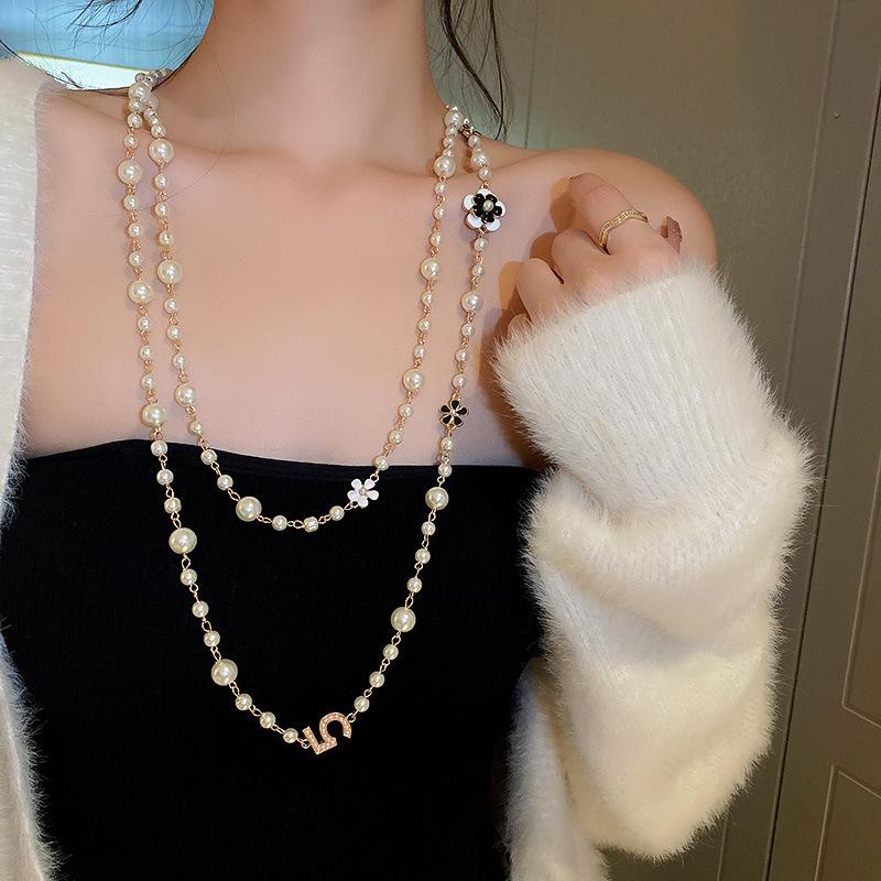 Korean Fashion Pearl Necklace - Extra Long, Elegant Sweater Chain for Autumn/Winter