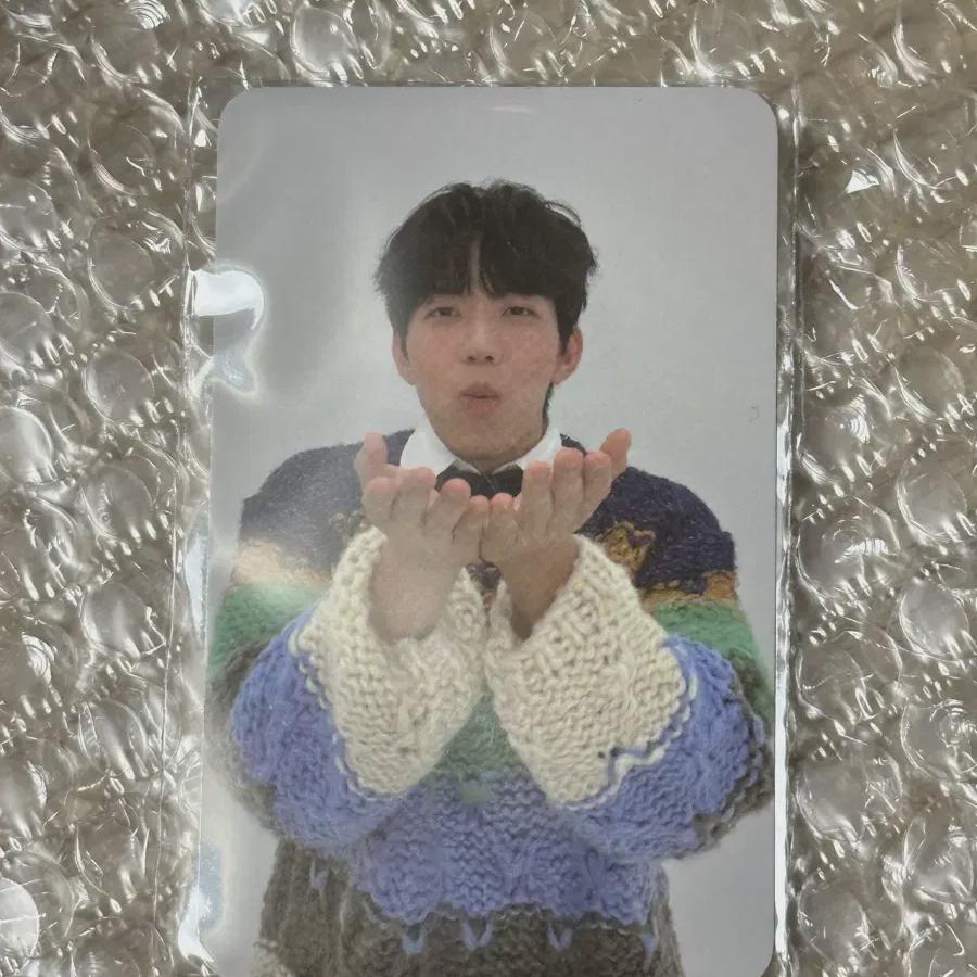 

Day6 Downed Klcon Md 40,000 Won Purchase Photo Card