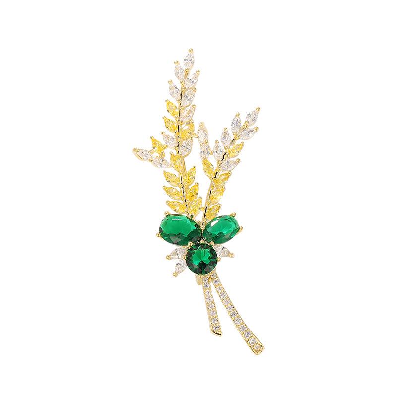 Bo Xin Yun Luxury Wheat Ear Brooch with Emerald Zirconia - Elegant Suit Coat Accessory & Gift Pin